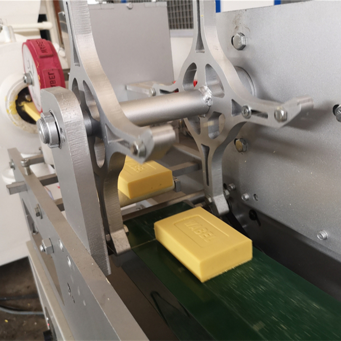 Soap Making Machine - 多機能石鹸製造機、石鹸プレス機、石鹸切断機付き石鹸製造ライン