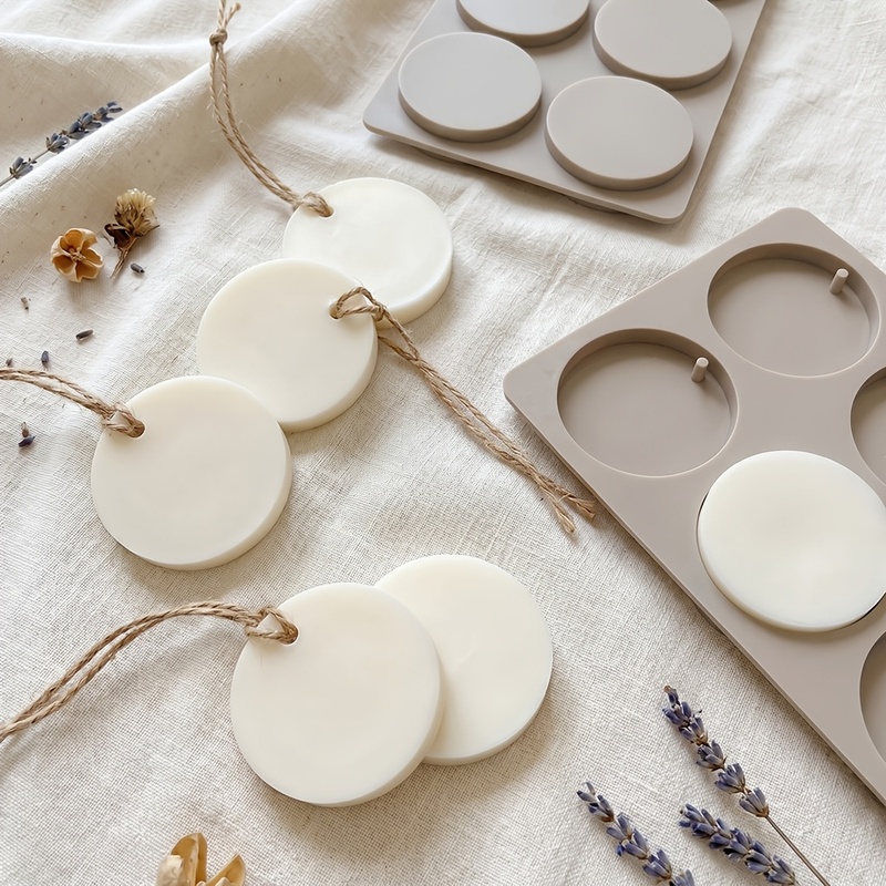 6個の丸いタグ型シリコンモールド DIYアロマセラピーワック - Soap Making Ideas のレビューと価格